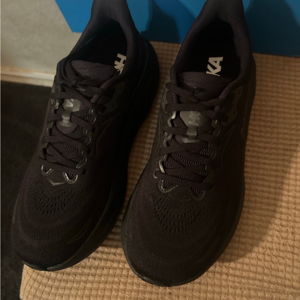Women’s Hoka One One Arahi 8 Black Athletic Shoes wide ! Various sizes - Picture 6 of 7